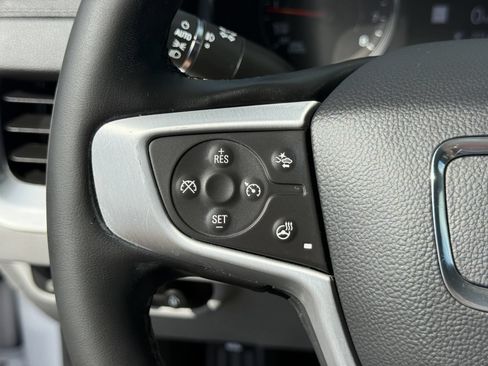 Used 2023 GMC Terrain SLT w/ Infotainment Package II FWD image 29