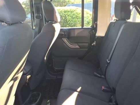 Certified 2018 Jeep Wrangler Unlimited Sport S AWD/4WD image 17