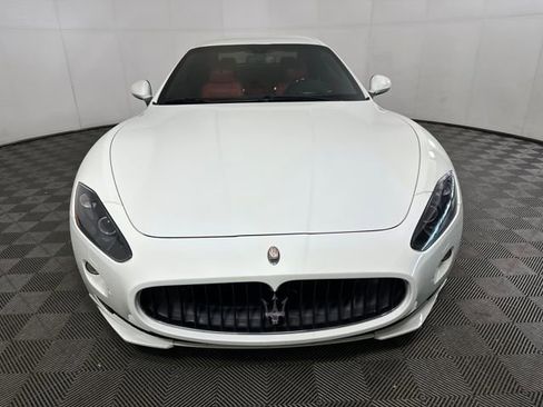 Used 2012 Maserati GranTurismo S image 8