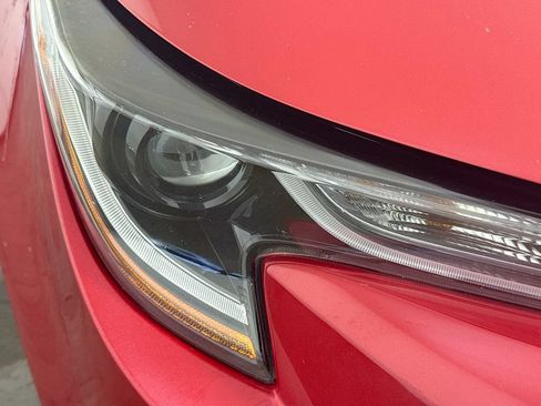 Used 2020 Toyota Corolla LE w/ LE Premium Package FWD image 36
