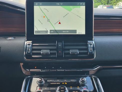 Certified 2021 Lincoln Navigator Reserve AWD/4WD image 28