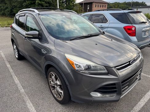 Used 2013 Ford Escape Titanium w/ Parking Technology Pkg AWD/4WD image 2