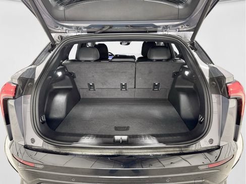 Used 2024 Chevrolet Blazer EV RS image 25