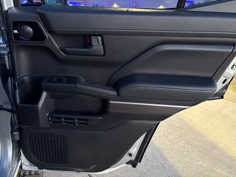 Used 2025 Toyota 4Runner TRD Off-Road Premium image 24