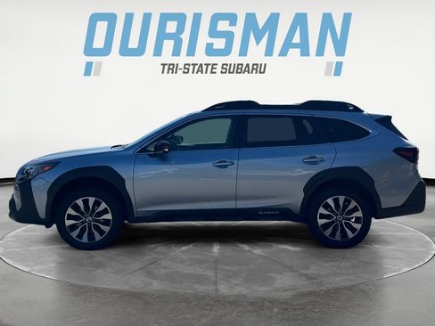 Certified 2025 Subaru Outback Limited AWD/4WD image 3