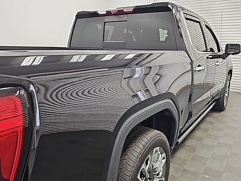 Used 2023 GMC Sierra 1500 Denali Ultimate image 9