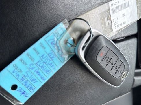 Certified 2023 Nissan Rogue SV w/ SV Premium B Package image 36