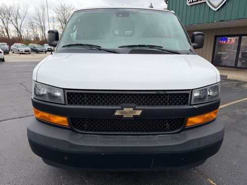 Used 2019 Chevrolet Express 2500 image 8