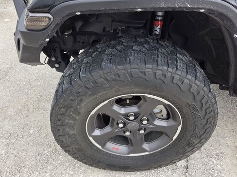 Used 2022 Jeep Gladiator Rubicon w/ Trailer Tow Package image 10