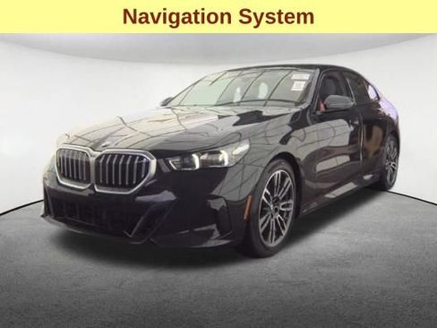 Used 2026 BMW 530i xDrive AWD/4WD image 4