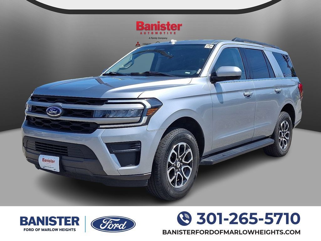 Used 2024 Ford Expedition XLT AWD/4WD image 1