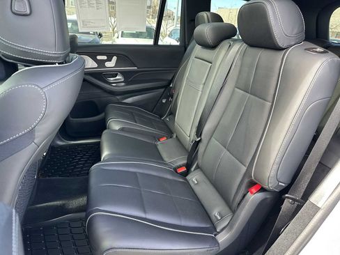 Used 2026 Mercedes-Benz GLS 580 4MATIC image 20