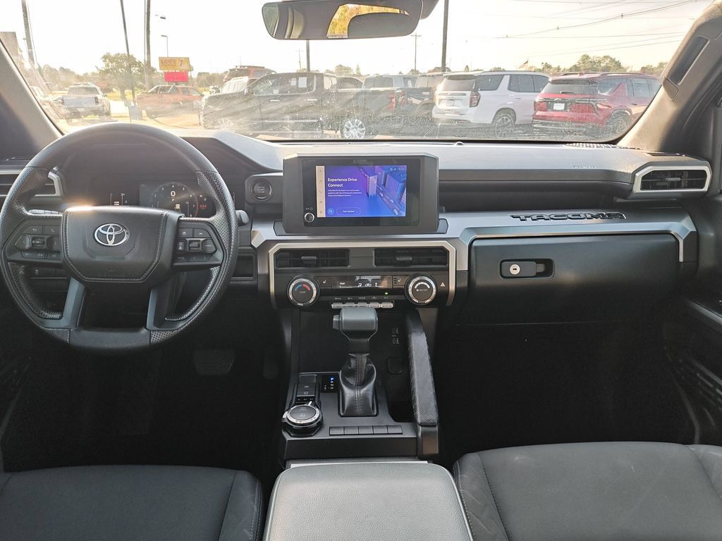 Used 2025 Toyota Tacoma SR5 AWD/4WD image 15