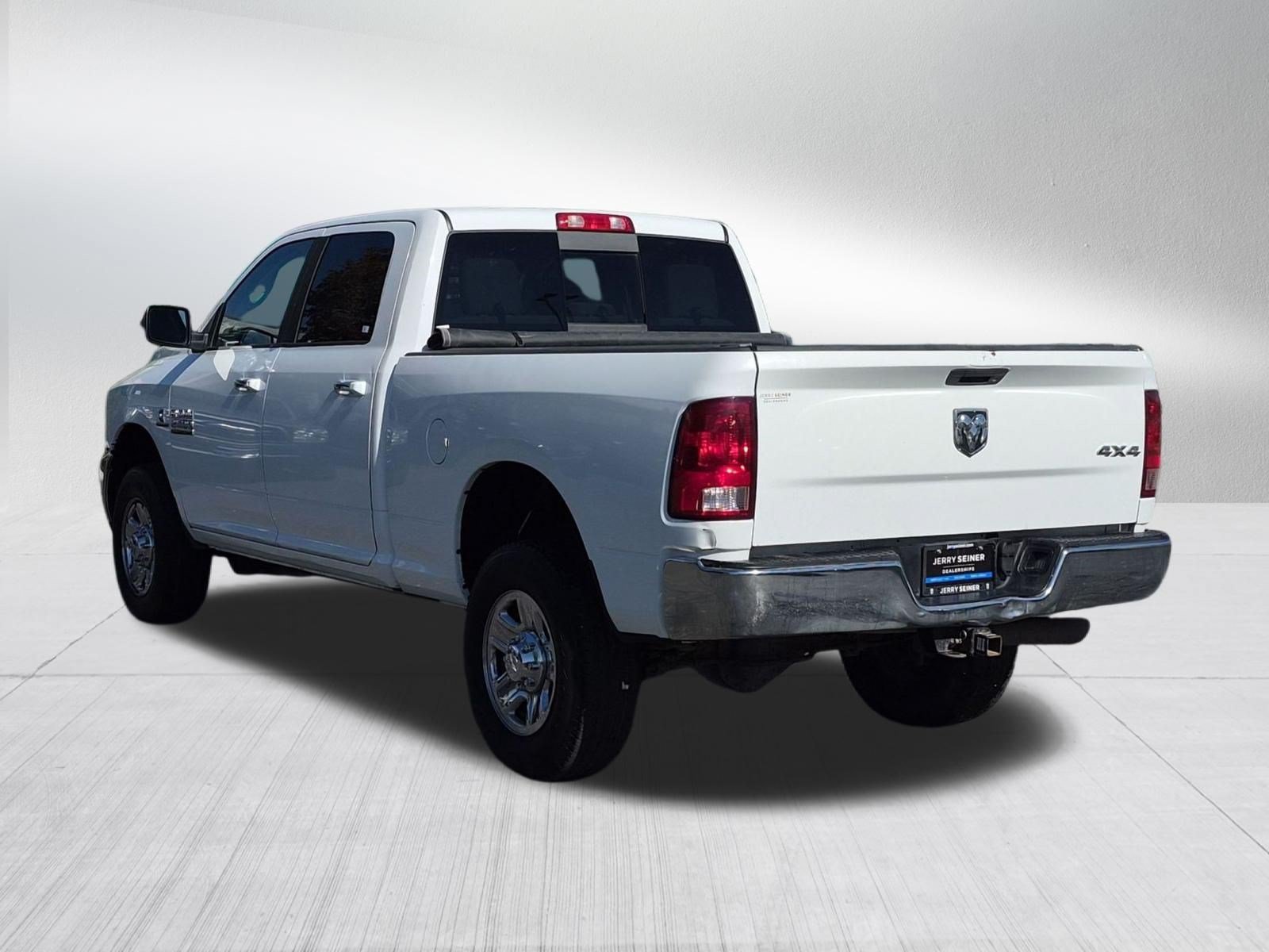 Used 2014 RAM 2500 SLT AWD/4WD image 3