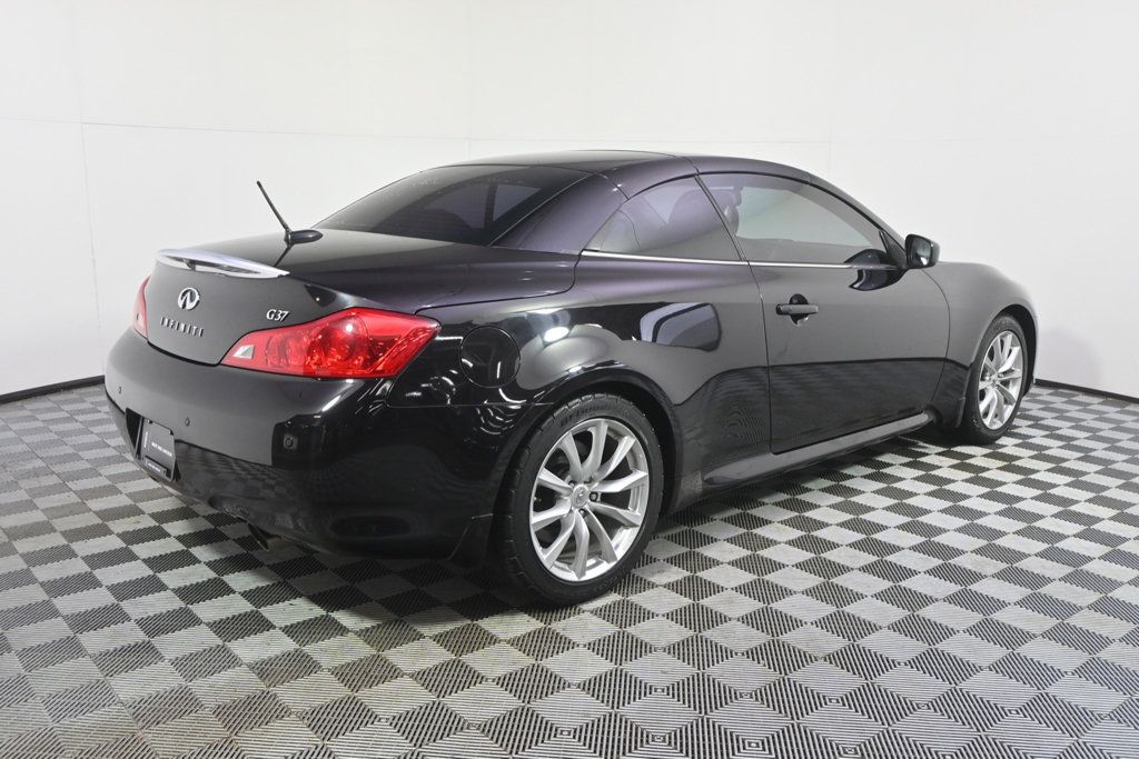 Used 2013 INFINITI G37 Convertible w/ Premium Pkg RWD image 7