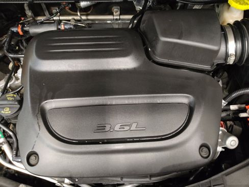 Used 2020 Chrysler Voyager LX w/ Cold Weather Group image 30