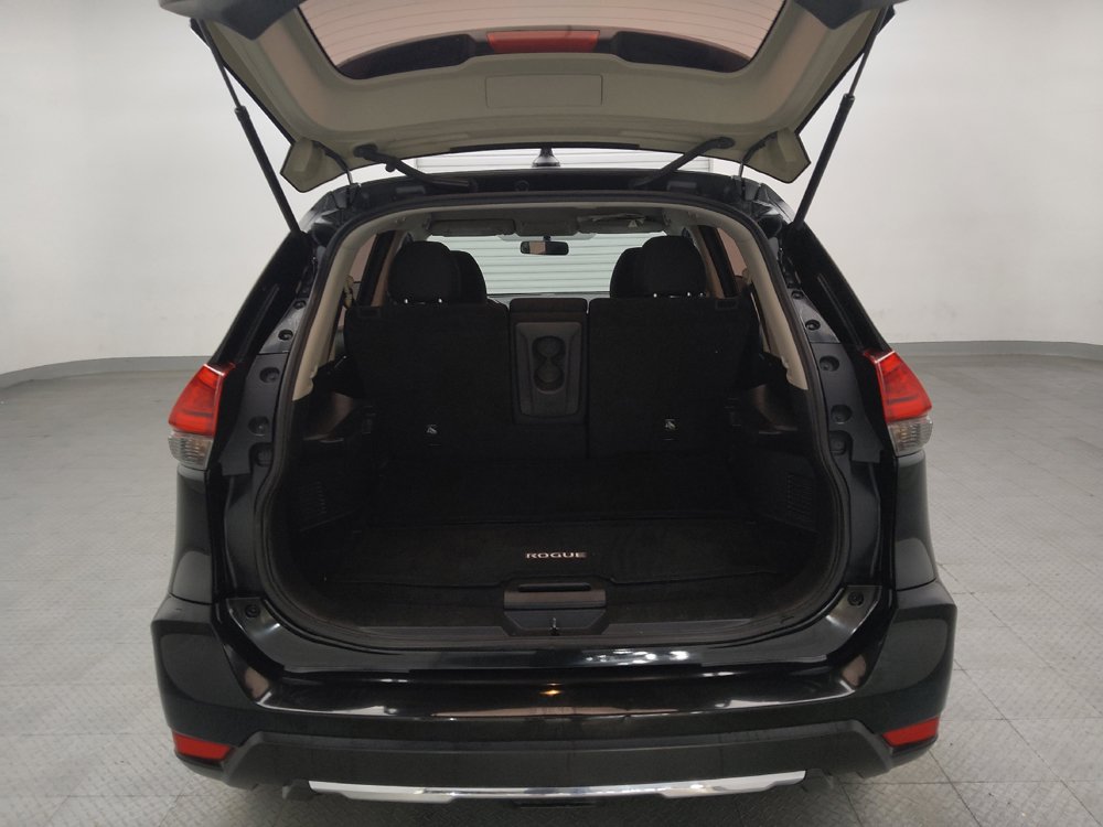 Used 2017 Nissan Rogue S FWD image 29