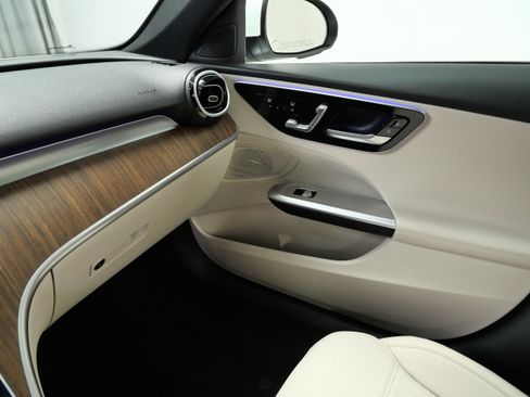 Certified 2024 Mercedes-Benz C 300 4MATIC Sedan image 20
