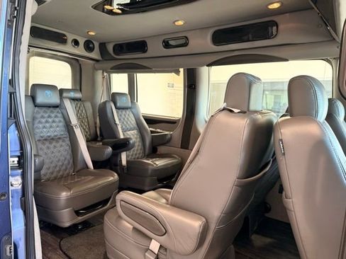 New 2023 Ford Transit 250 Medium Roof AWD w/ Exterior Upgrade Package image 12