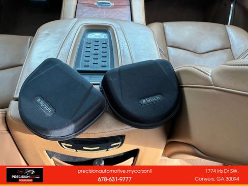 Used 2015 Cadillac Escalade Platinum AWD/4WD image 30