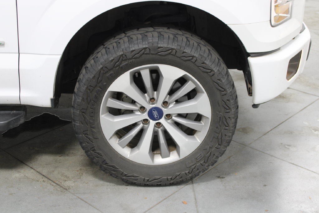 Used 2017 Ford F150 XL w/ Equipment Group 101A Mid AWD/4WD image 14