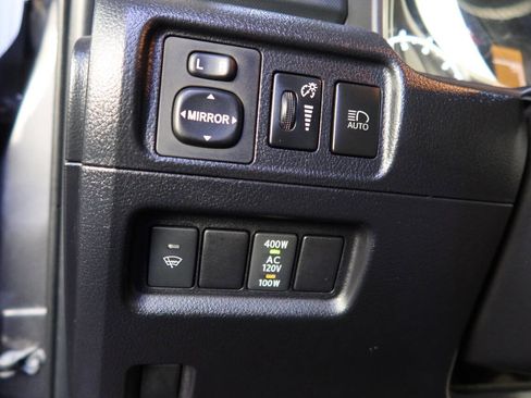 Used 2020 Toyota 4Runner SR5 Premium image 29