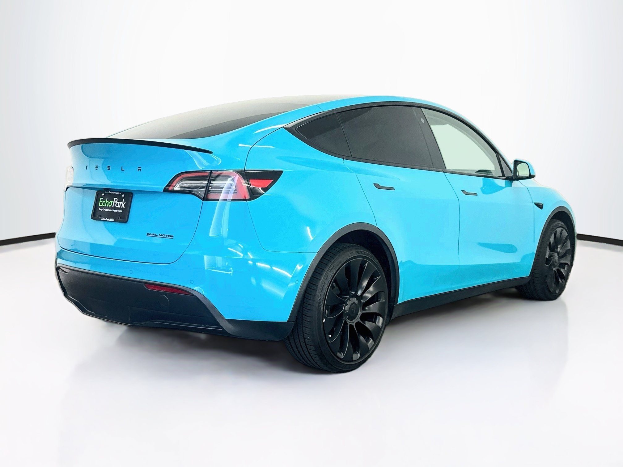 Used 2022 Tesla Model Y Long Range AWD/4WD image 9