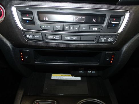 Used 2023 Honda Passport TrailSport image 34