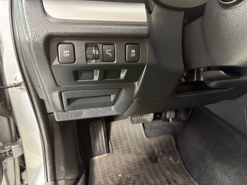Used 2018 Subaru Forester 2.5i Premium AWD/4WD image 15