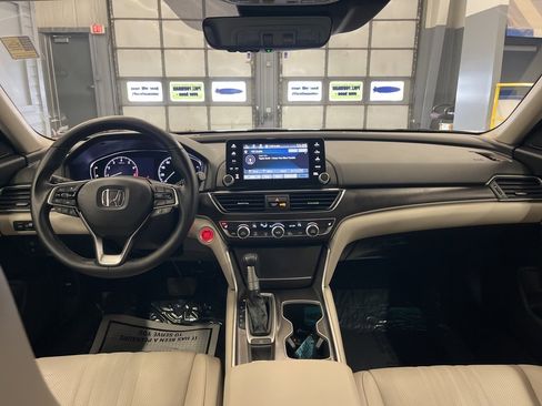 Used 2019 Honda Accord EX-L image 29