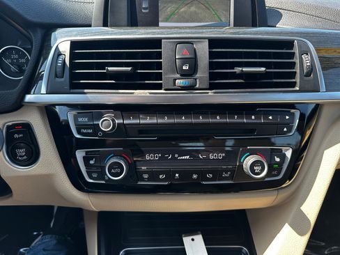 Used 2018 BMW 330i xDrive Sedan w/ Convenience Package image 13