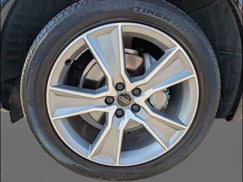 Used 2025 Audi Q5 2.0T Premium AWD/4WD image 25