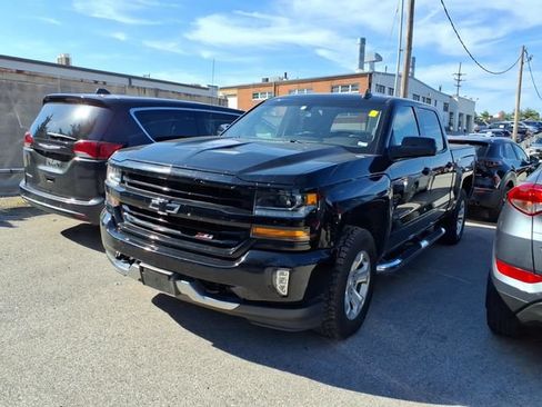 Used 2018 Chevrolet Silverado 1500 LT w/ All Star Edition AWD/4WD image 1