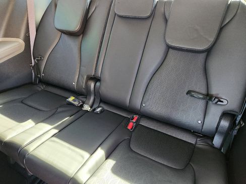 New 2026 Kia Carnival EX image 20