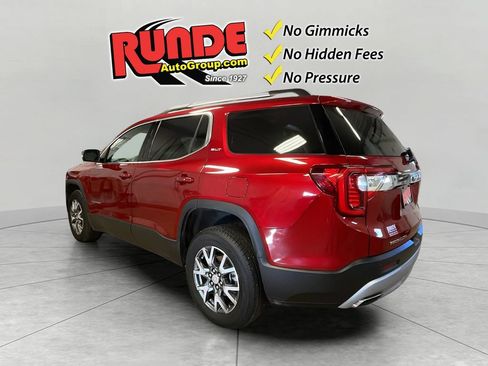 Used 2023 GMC Acadia SLT AWD/4WD image 4