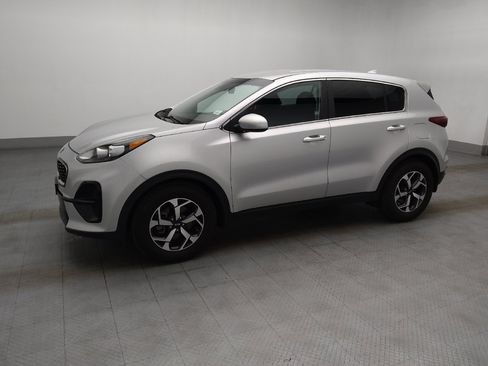 Used 2020 Kia Sportage LX FWD image 2