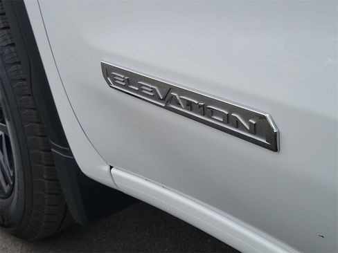 Used 2026 GMC Sierra 1500 Elevation image 30