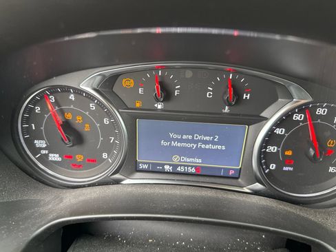 Used 2024 GMC Terrain AT4 AWD/4WD image 3