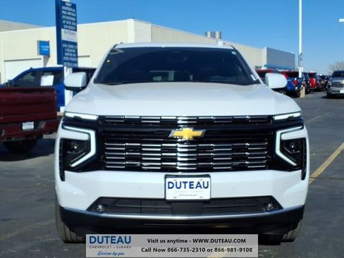New 2026 Chevrolet Suburban High Country image 2