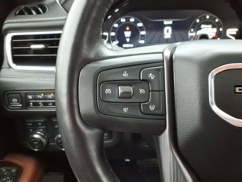 Used 2024 GMC Yukon XL Denali Ultimate AWD/4WD image 35