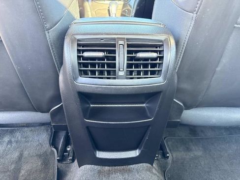 Used 2015 Buick Regal image 30