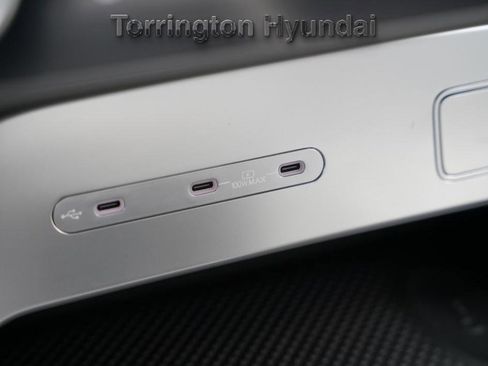 New 2026 Hyundai Ioniq 9 SEL image 25