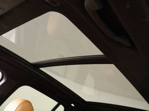 Used 2025 BMW X5 xDrive40i w/ Premium Package image 16