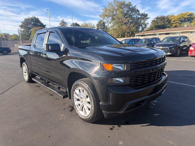 Used 2021 Chevrolet Silverado 1500 Custom w/ Safety Confidence Package AWD/4WD image 4