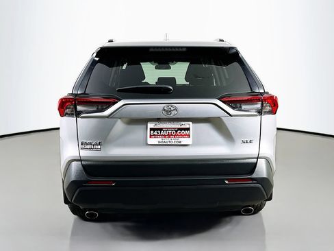 Used 2025 Toyota RAV4 XLE w/ Convenience Package FWD image 6