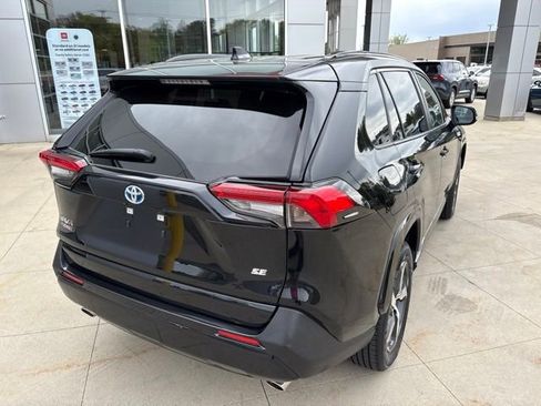 Used 2023 Toyota RAV4 SE w/ Weather & Moonroof Package AWD/4WD image 7