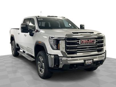 New 2026 GMC Sierra 2500 SLT w/ SLT Premium Package