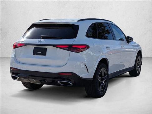 New 2026 Mercedes-Benz GLC 300 image 2