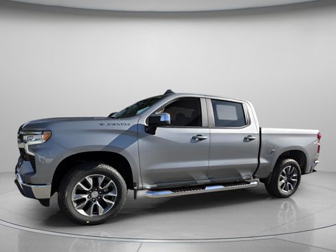 New 2026 Chevrolet Silverado 1500 LT image 2