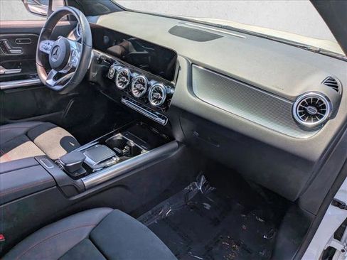 Used 2022 Mercedes-Benz GLA 35 AMG AMG GLA 35 image 20